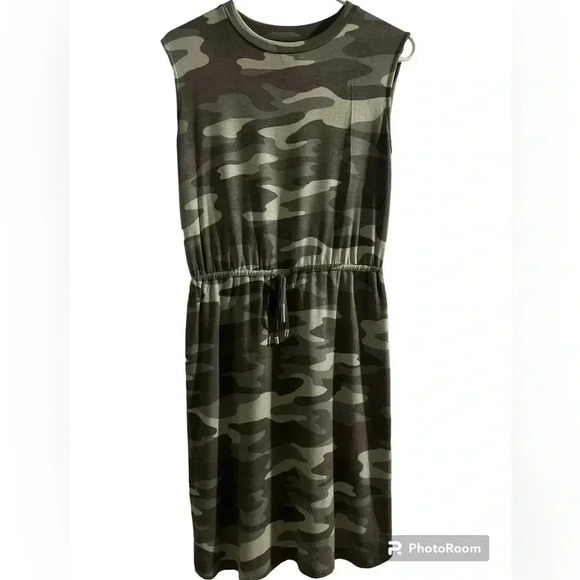 C&C California sleeveless dress - Size XS - Picture 2 of 2